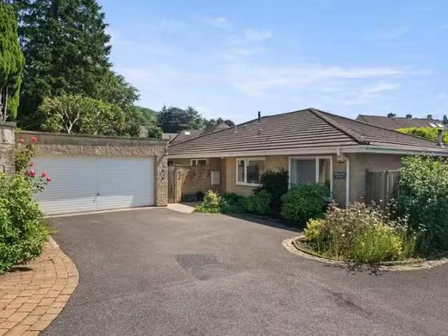 House for rent in South Lane, West Yorkshire