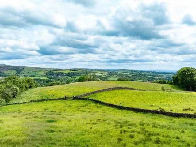 House for rent in Holcombe, Bury