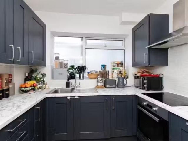 House for rent in Fishersgate, West Sussex