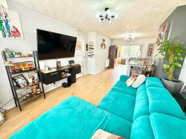 House for rent in Throop, Bournemouth