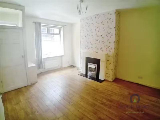 House for rent in Moses Gate, Lee Bank