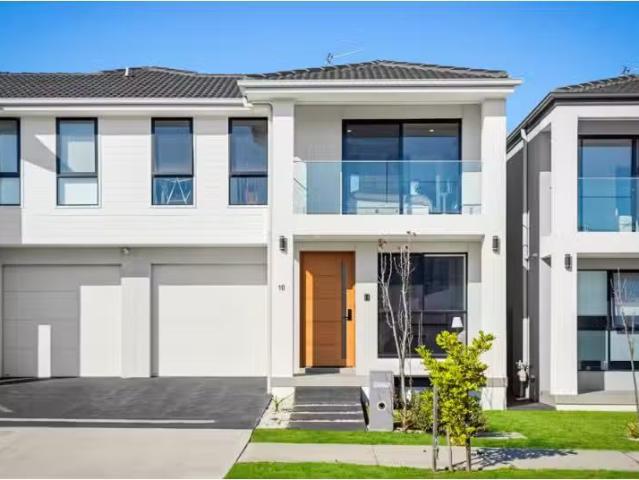 Condo for rent in Sydney, New South Wales