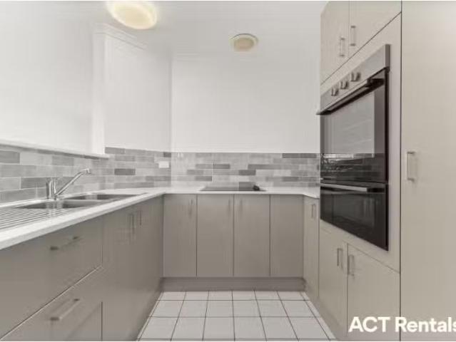 Condo for rent in Lyneham, Australian Capital Territory