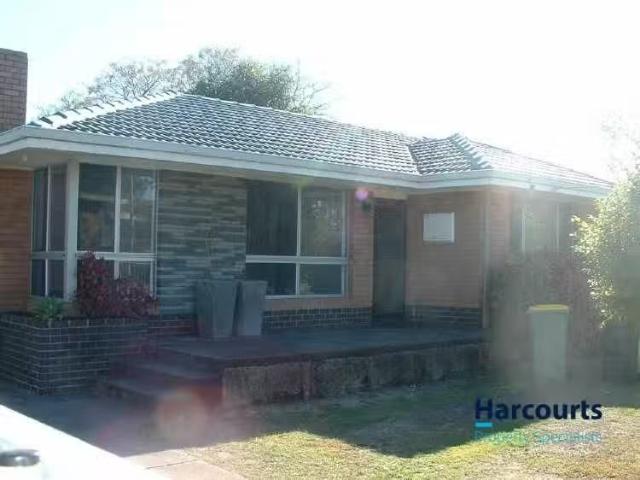 House for rent in Shelley, Western Australia