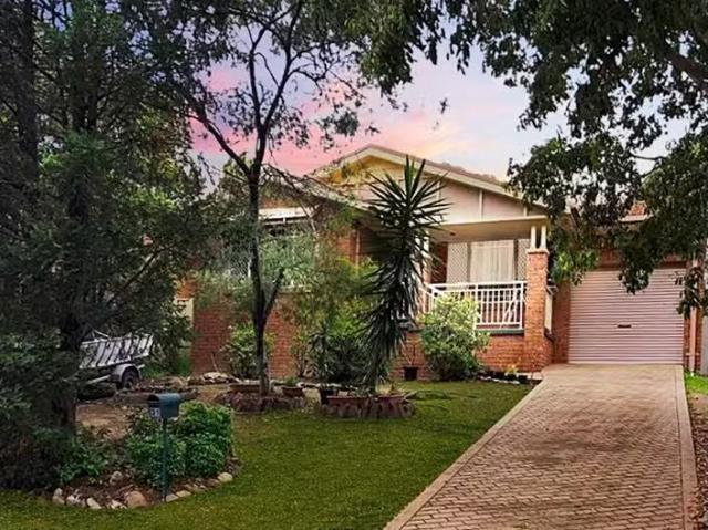 House for rent in Macquarie Fields, Sydney