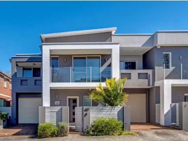 Condo for rent in Sydney, New South Wales
