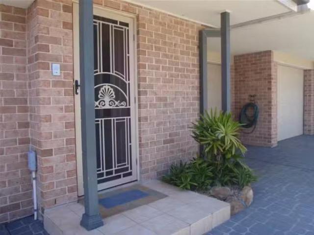 Condo for rent in Ettalong Beach, New South Wales