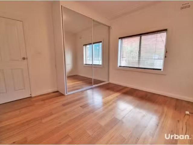 House for rent in Kings Park, Sydney