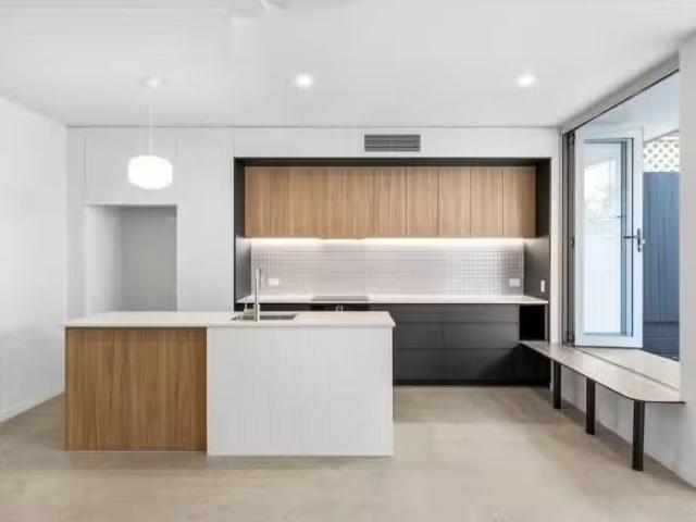 Condo for rent in Toombul, Queensland