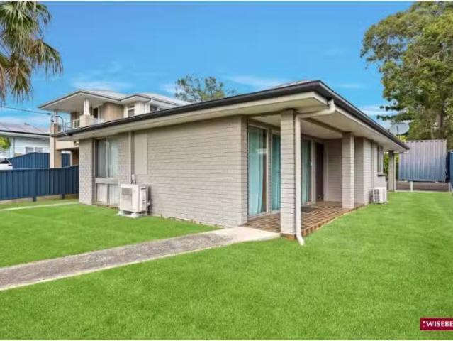 House for rent in Umina Beach, Central Coast Council