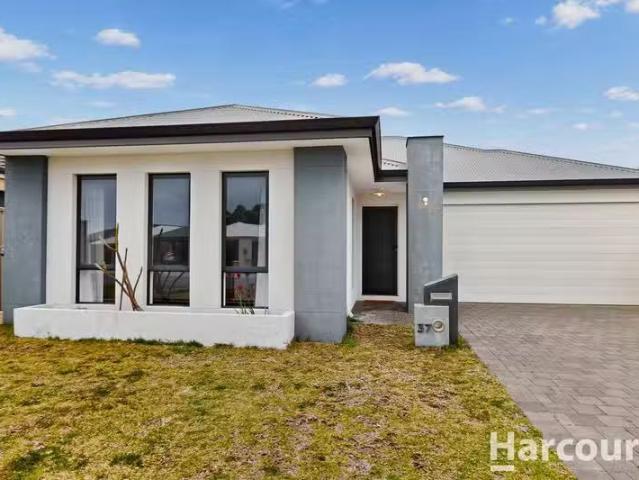 House for rent in Hocking, Western Australia
