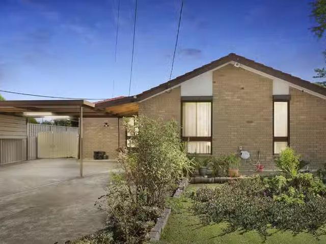 House for rent in Kingston Gardens, Melbourne