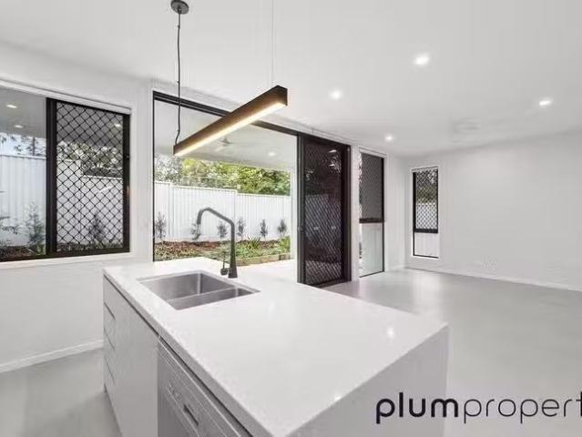 House for rent in Indooroopilly, Greater Brisbane