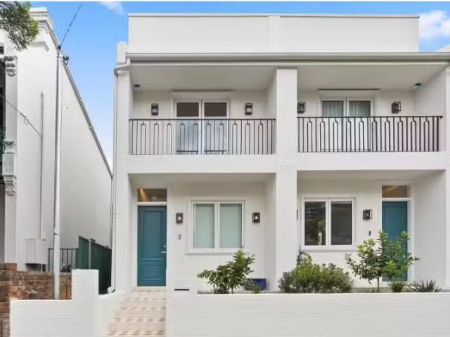 Condo for rent in Sydney, New South Wales