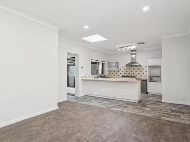 House for rent in Mossfiel, Melbourne