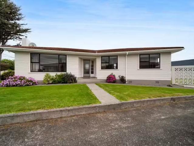 House for rent in Taranaki