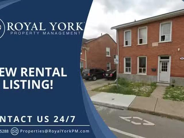Condo for rent in Ancaster, Ontario