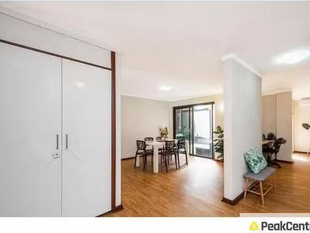House for rent in Bateman, Western Australia