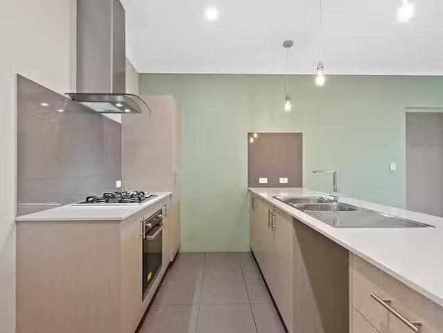 House for rent in Wellard, Western Australia