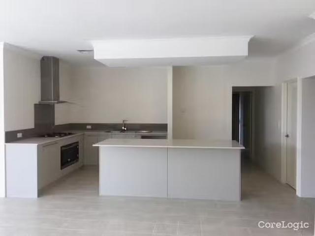 House for rent in Landsdale, Western Australia