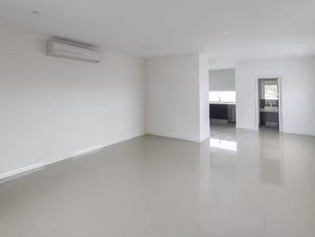Condo for rent in Camerons Creek, Victoria