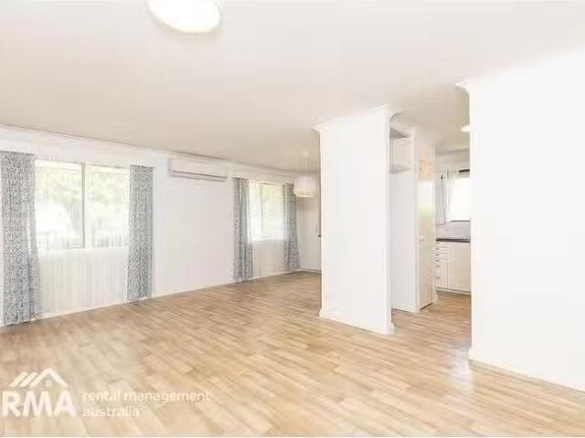 House for rent in Carlisle, Western Australia