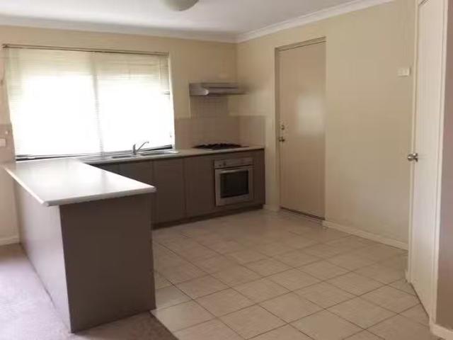 House for rent in Seville Grove, Western Australia