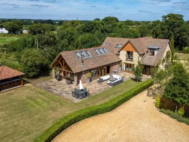 House for rent in Throop, Bournemouth