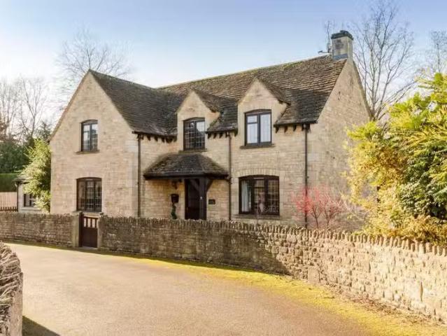House for rent in Fossebridge, Gloucestershire