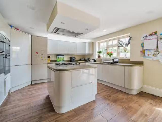 House for rent in Chislehurst West, Chislehurst