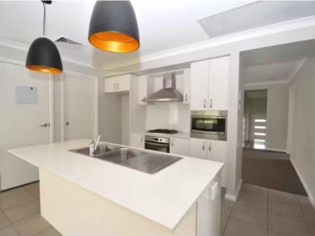 House for rent in Gregory Hills, Sydney