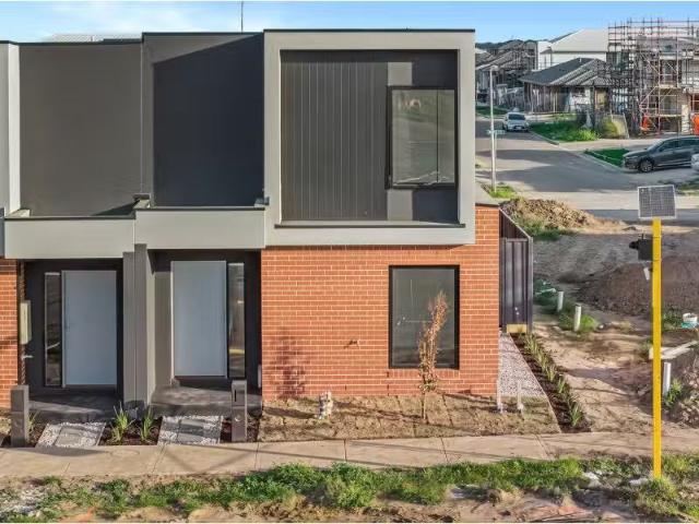 Condo for rent in Sydney, New South Wales