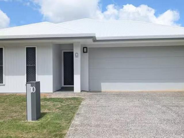House for rent in Redlynch, Queensland