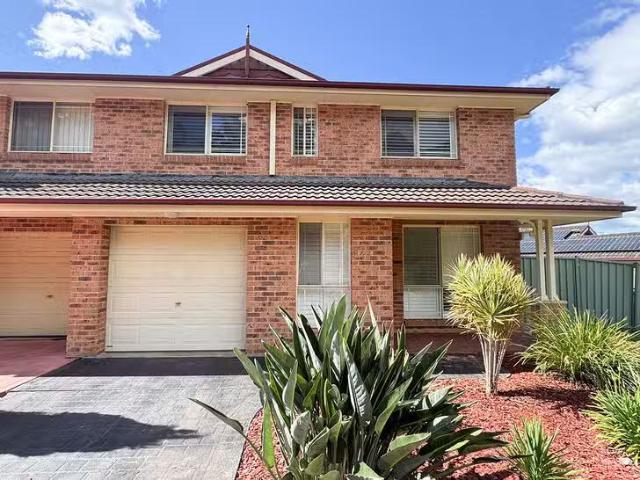 House for rent in Glenmore Park, Sydney