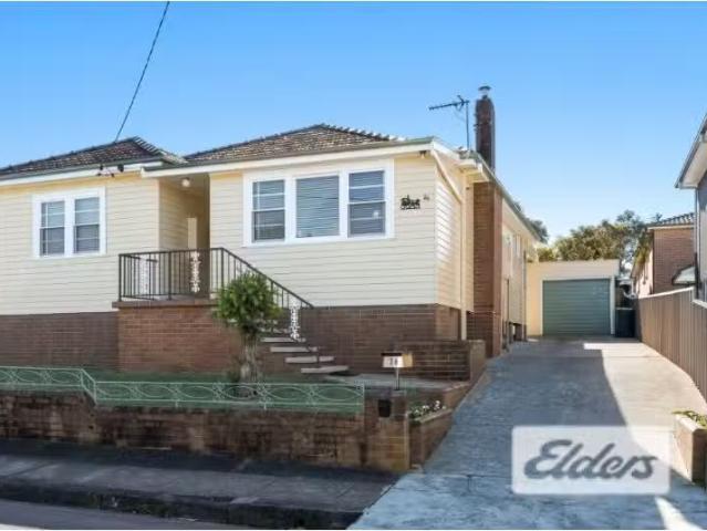 House for rent in Newcastle, Newcastle-Maitland