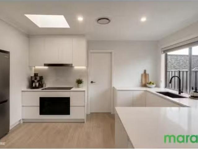 House for rent in Smithfield, Sydney
