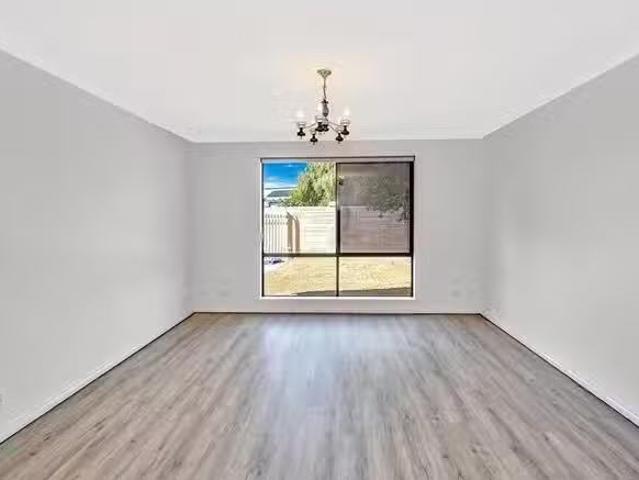 House for rent in Safety Bay, Western Australia