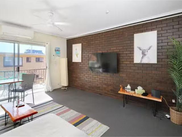 Apartment for rent in Toombul, Queensland