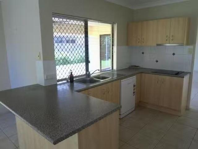 House for rent in Mount Sheridan, Queensland