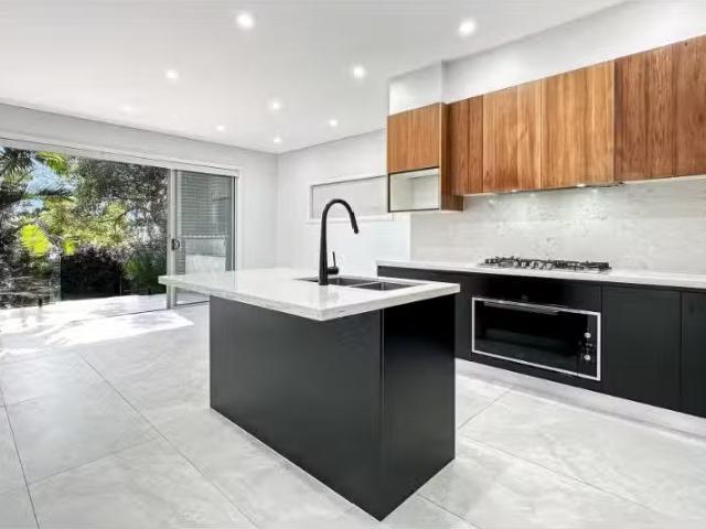 Condo for rent in Sydney, New South Wales