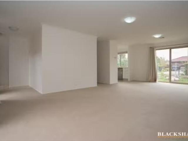 Condo for rent in Franklin, Australian Capital Territory
