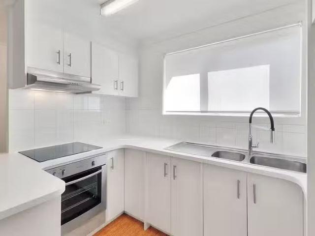 Apartment for rent in Toombul, Queensland