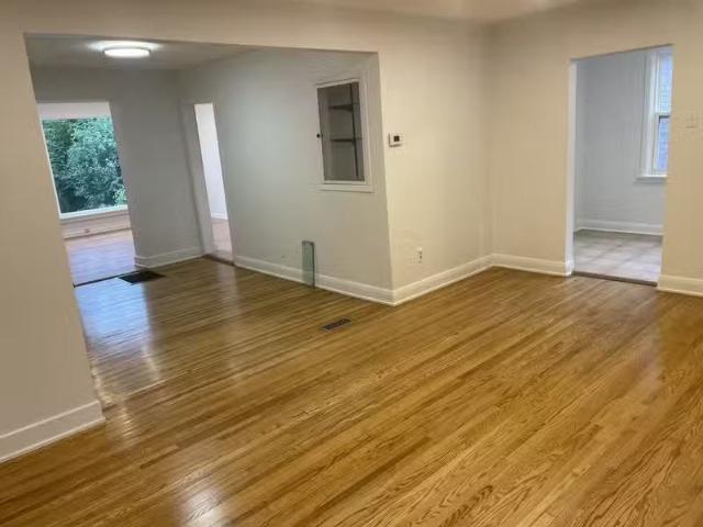 Condo for rent in York, Ontario