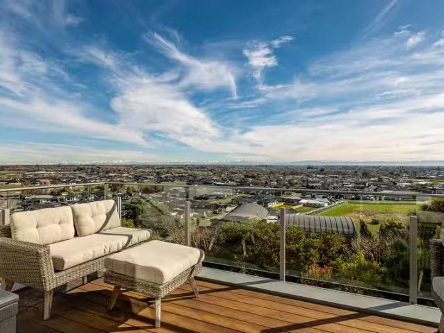 House for rent in Chaslands, Canterbury