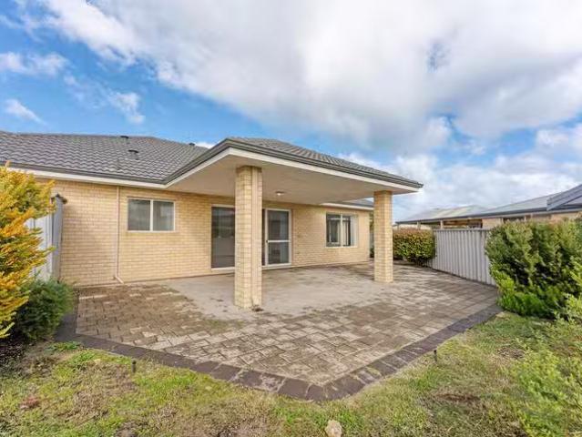 House for rent in Waikiki, Western Australia