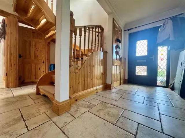 House to rent in Gorteeny, Connacht