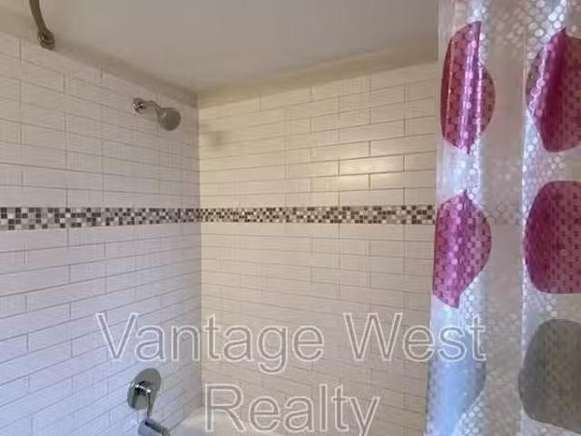 House for rent in Winfield, British Columbia