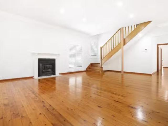 House for rent in Wollongong West, New South Wales