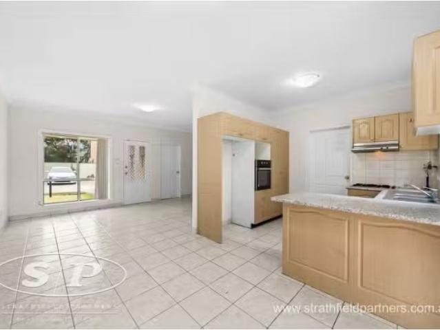 Condo for rent in Sydney, New South Wales