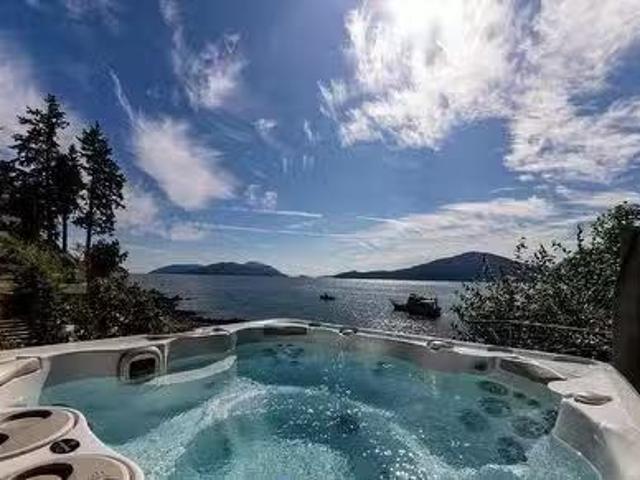 House for rent in Lions Bay, British Columbia
